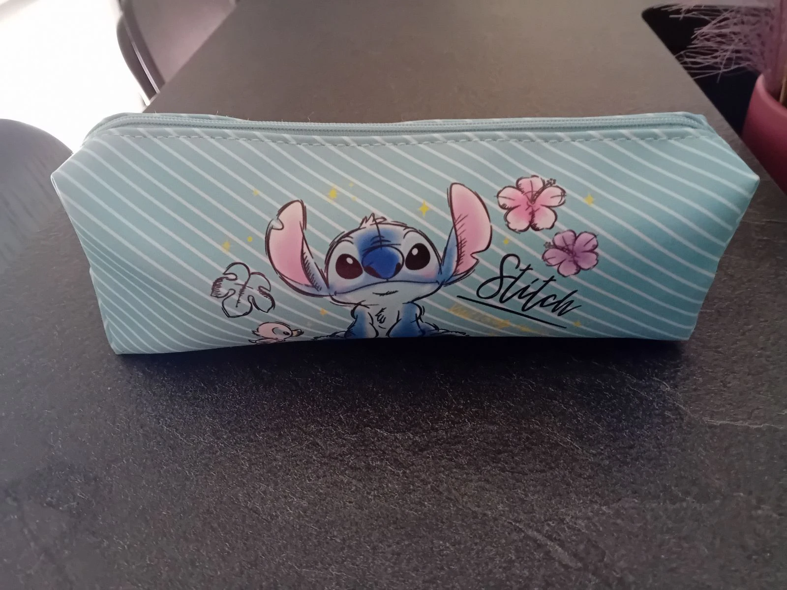 Trousse bleue Stitch